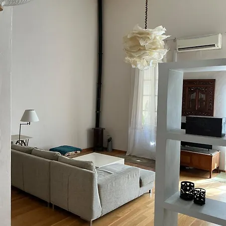 Historic Loft Apartment *